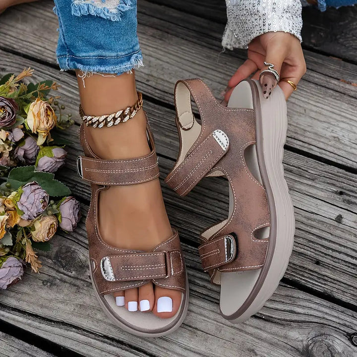 Alia™ | Comfort Elevato Sandali Ortopedici