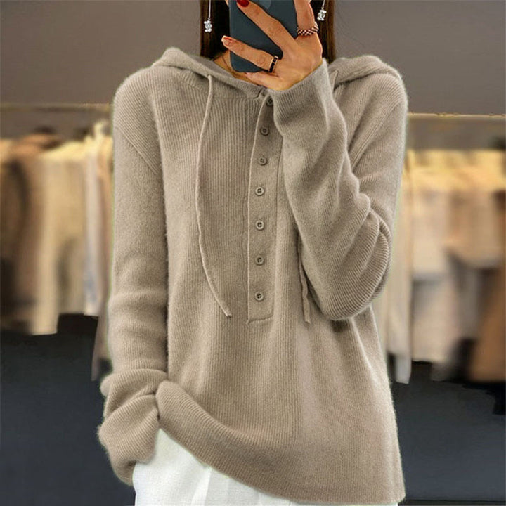 Bluza z kapturem – klasyczna i wygodna