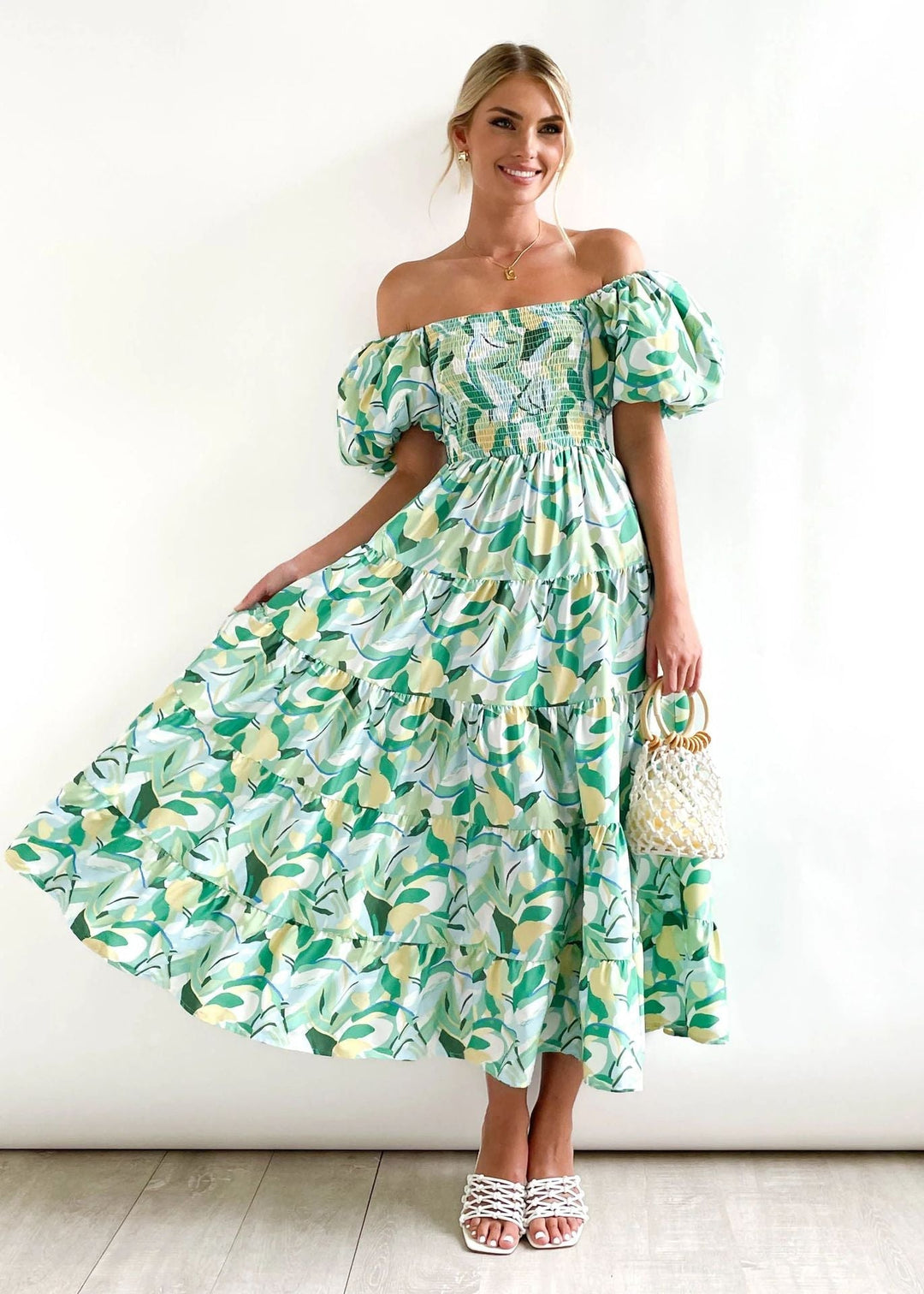 Eva Chic Summer Dress - Pochlebiające się dopasowanie i oddychający komfort dla kobiet
