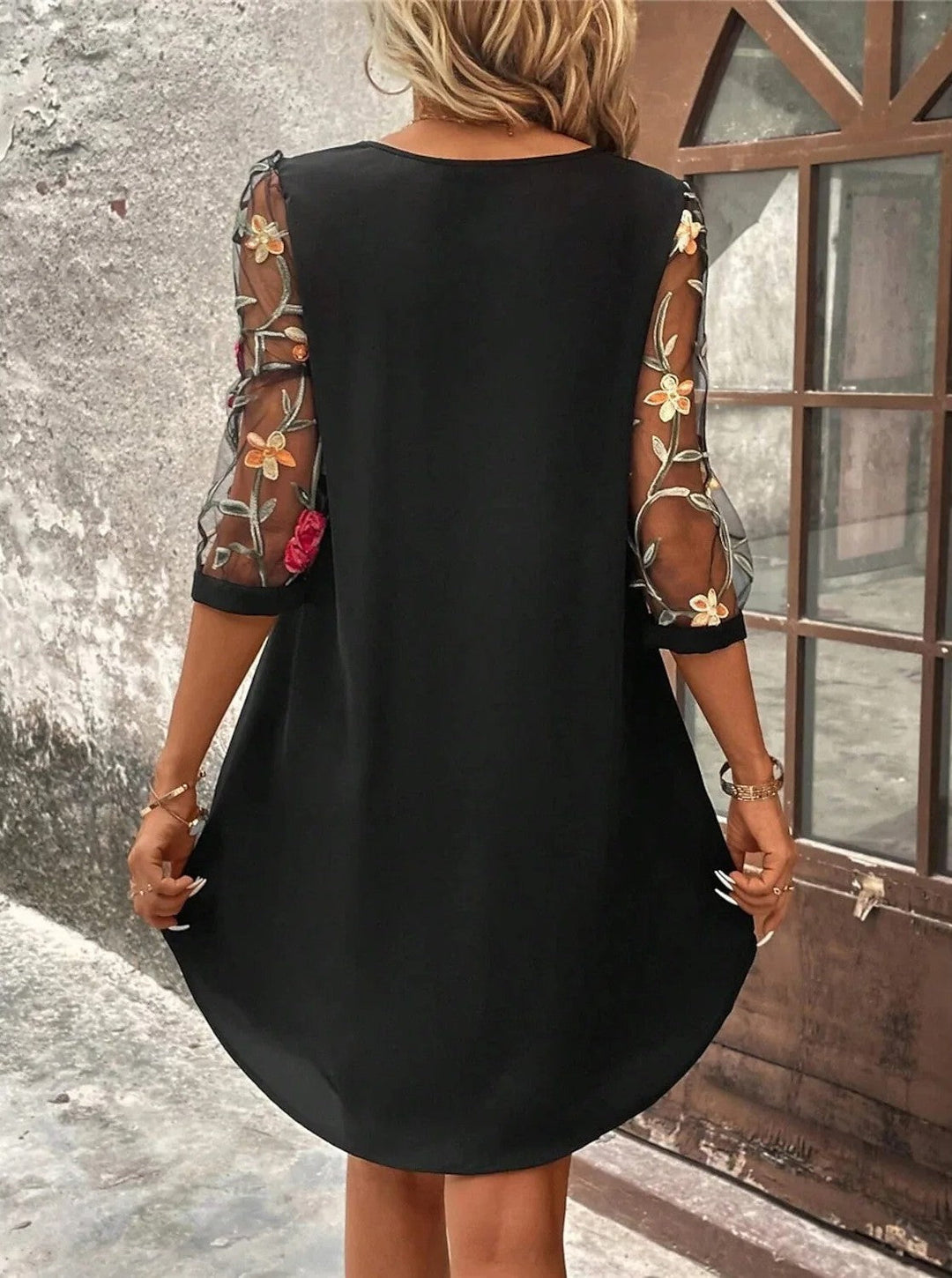 Sukienka Letnia Clelia - Elegancja i Wygoda na Lato